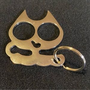 Kitty keychain, key chain, chrome plated, approx 2” long NWOT